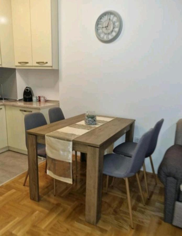 Apartman Moskva Bijeljina Apartment Екстериор снимка